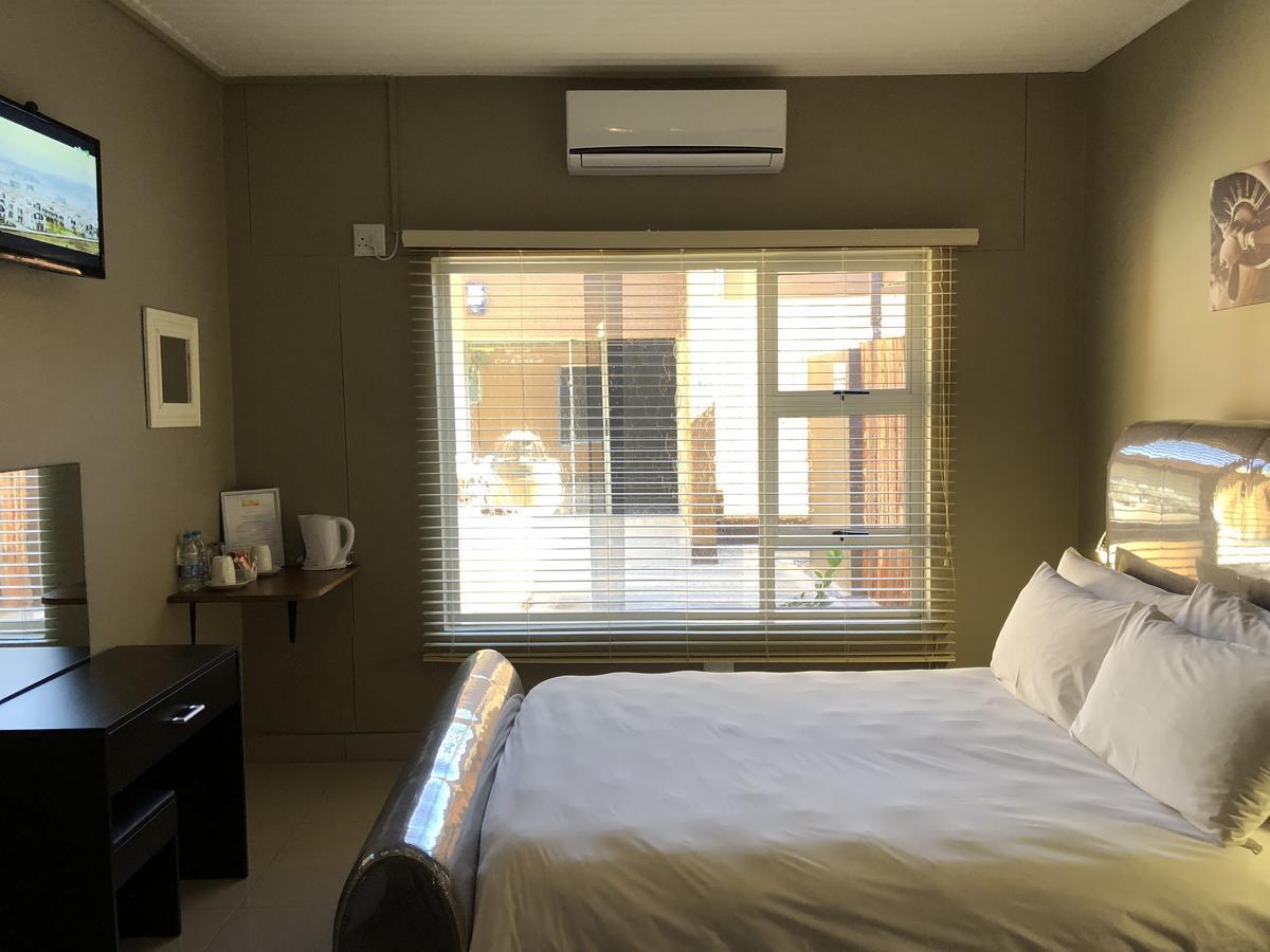 City Lodge Etosha Omuthiya ภายนอก รูปภาพ